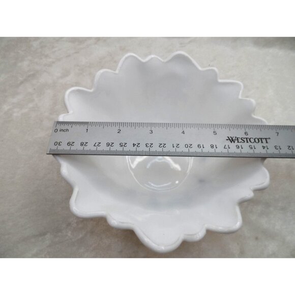 Lily Pons Indiana Milk Glass Candy Dish Bowl Flower White 7" Sunflower Design - Picture 7 of 7